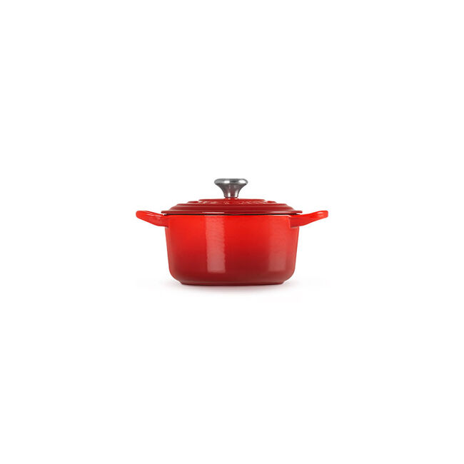 Signature Round Dutch OvenCerise, view 3